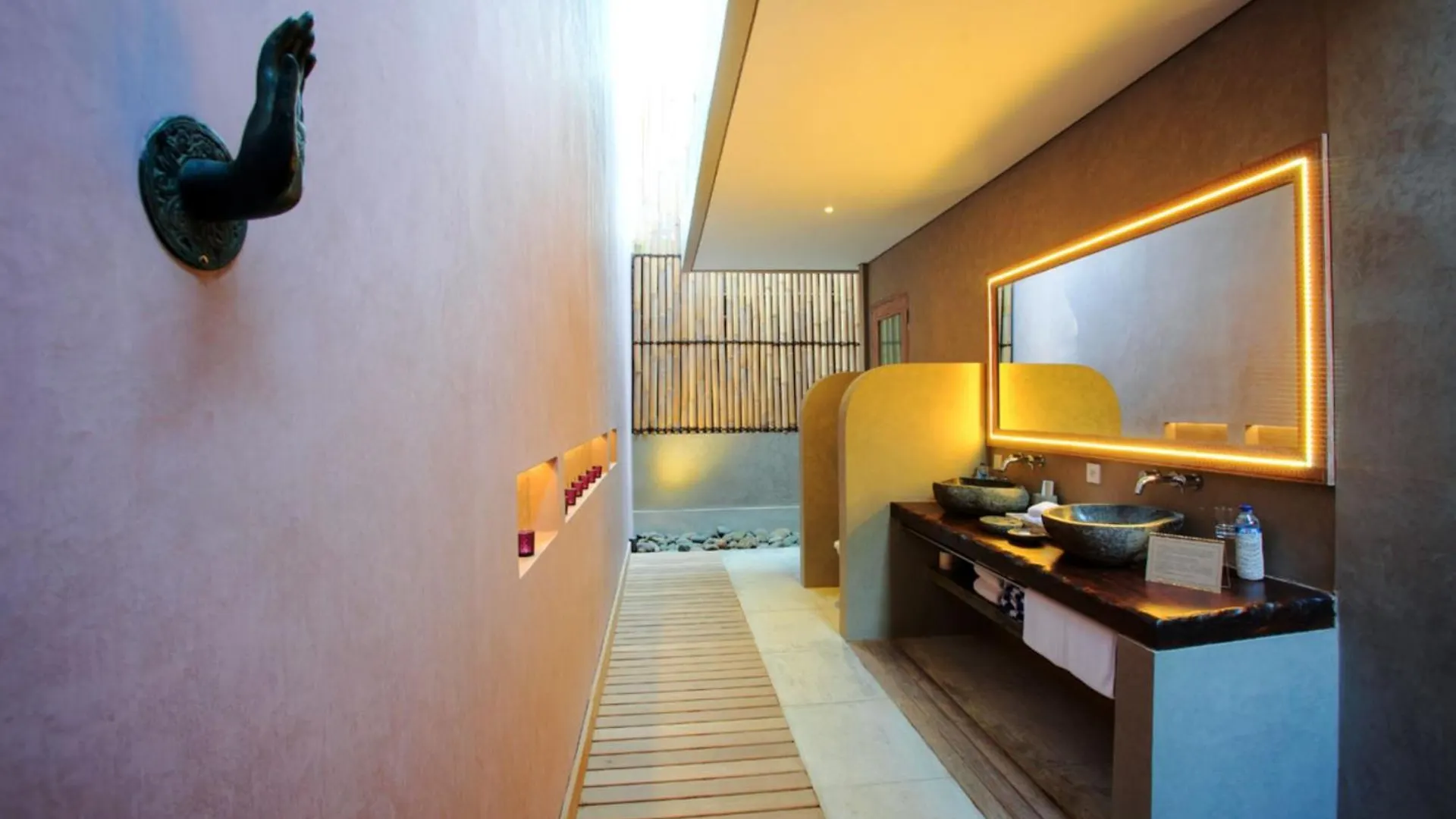 Blue Karma Dijiwa Seminyak Hotell 4*,