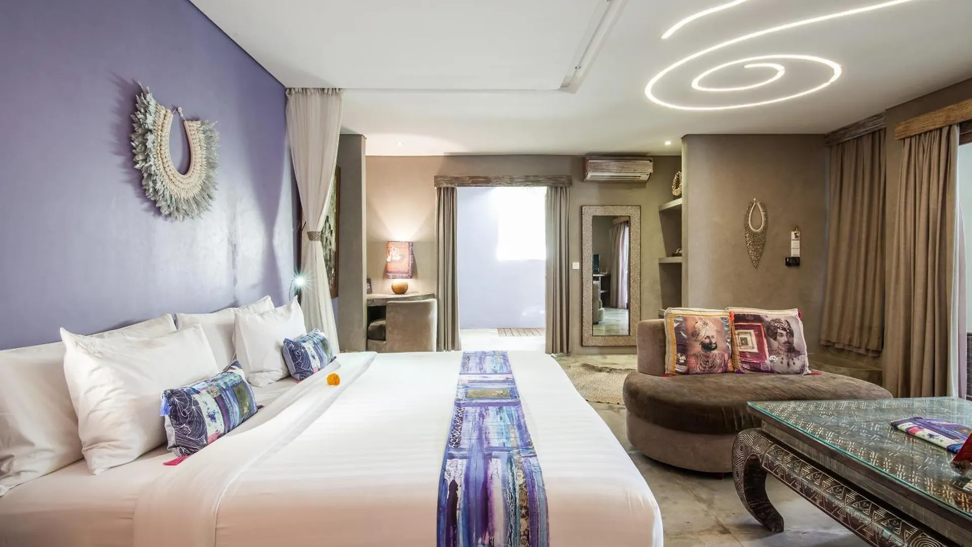 Resort Hotel Blue Karma Dijiwa Seminyak